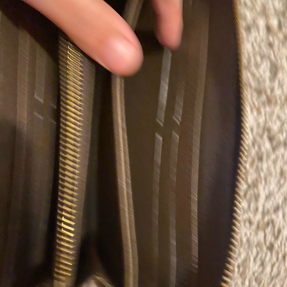 Gucci wallet !! - Picture 8 of 8